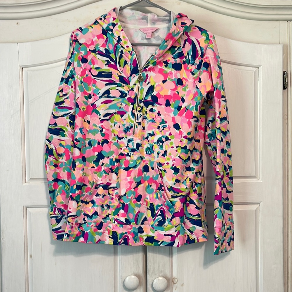 Lilly Pulitzer popover with a good